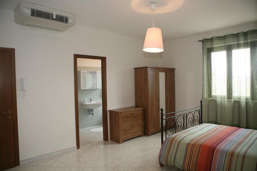 B&B La Collina Degli Ulivi Civitella Del Tronto Habitación foto